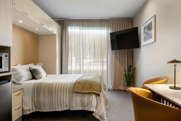 114/2 Reads Quay Gisborne Central_2