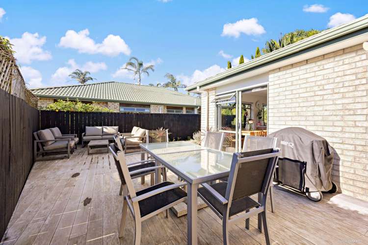 2 Dan Tori Place Orewa_8