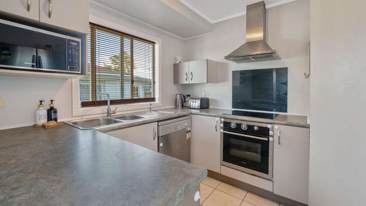 36 Tyndall Road Outer Kaiti_4