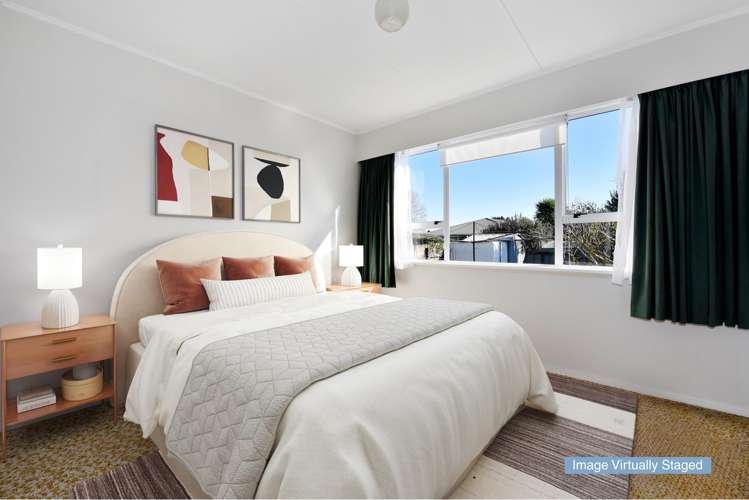 14 Tennyson Crescent Stoke_15