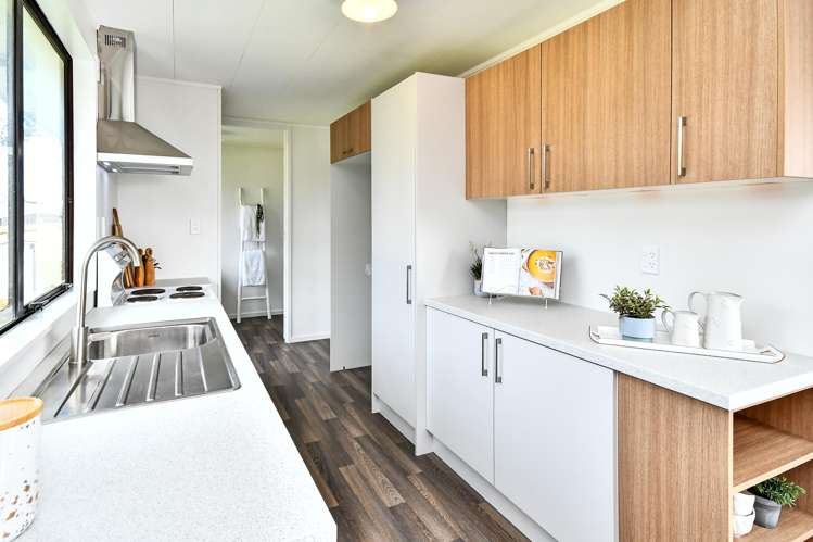 6 Leaming Place Clarks Beach_10