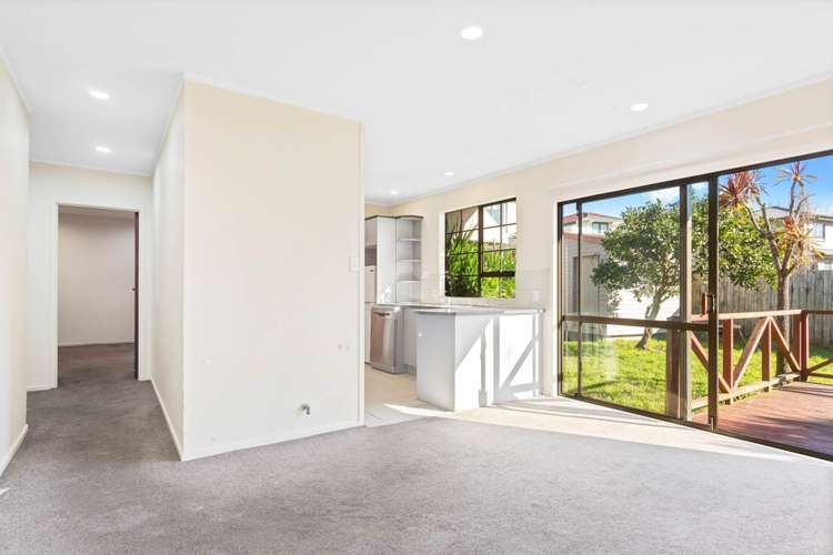 62 Olsen Avenue Hillsborough_8