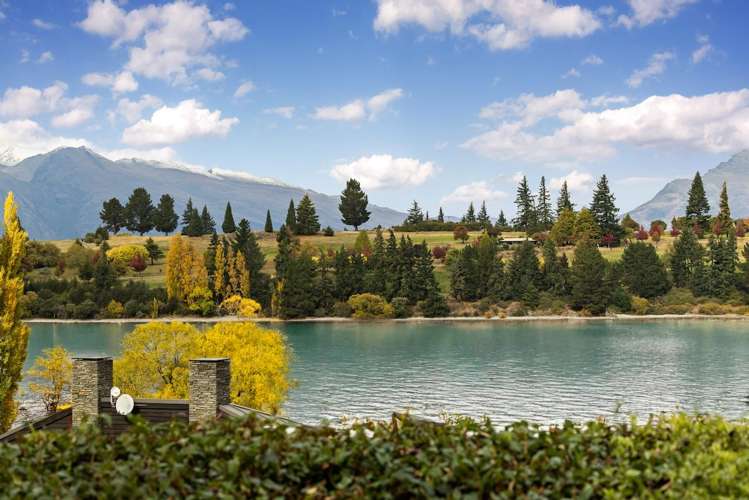 2/23 Adelaide Street_3