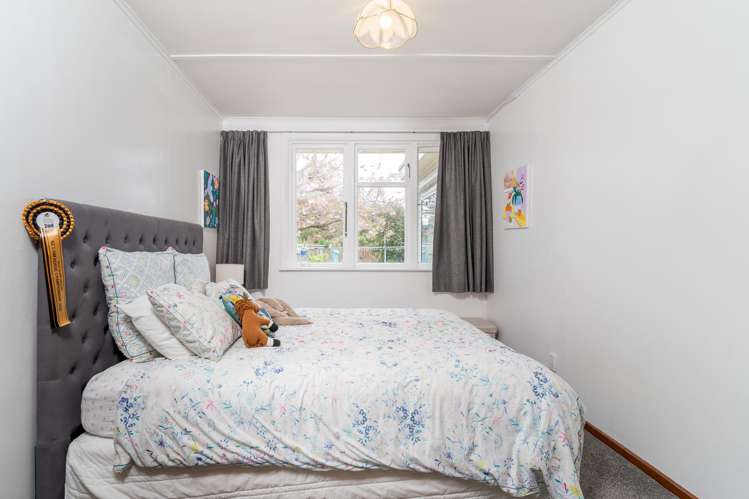 4 Burgess Street Green Island_11