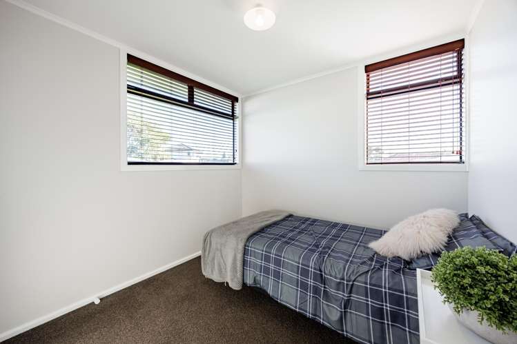 17 Harold Holt Avenue Onekawa_5