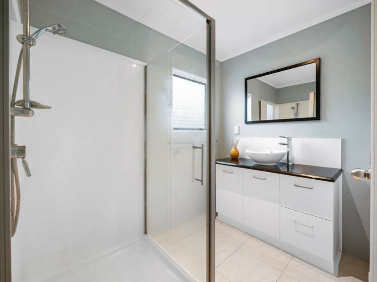 12b Seaspray Drive Mount Maunganui_14