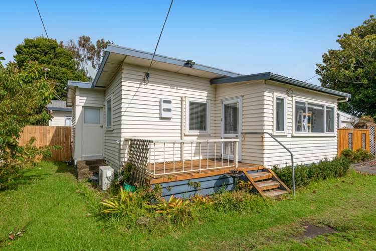 12 Centreway Road Orewa_21