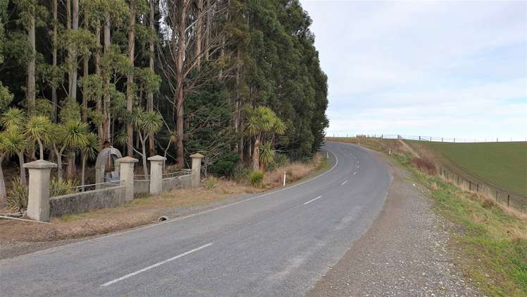 Tuapeka West Road Lawrence_1