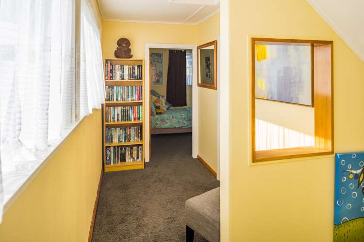 209b Waddington Drive Naenae_13