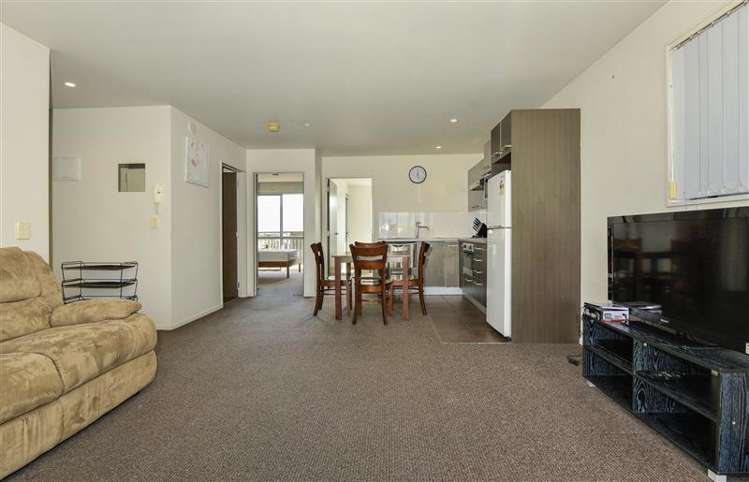 88c Michael Jones Drive Flat Bush_1