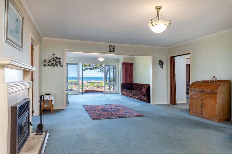 90 Rarangi Beach Road Rarangi_11