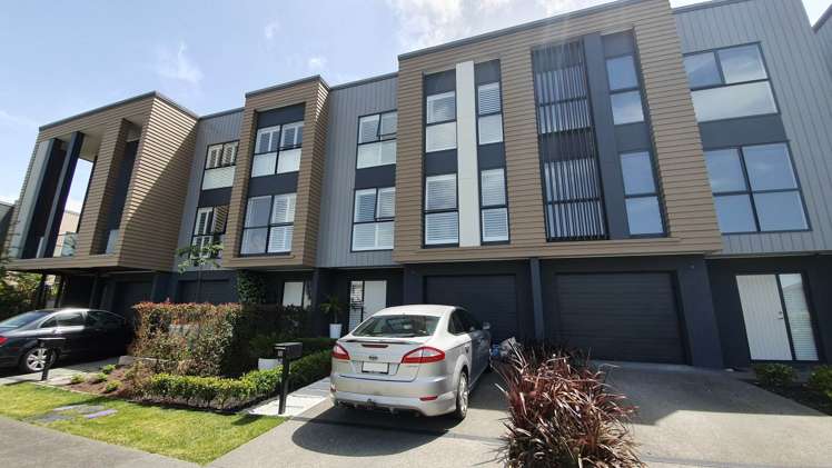 181 Barbarich Drive Stonefields_10