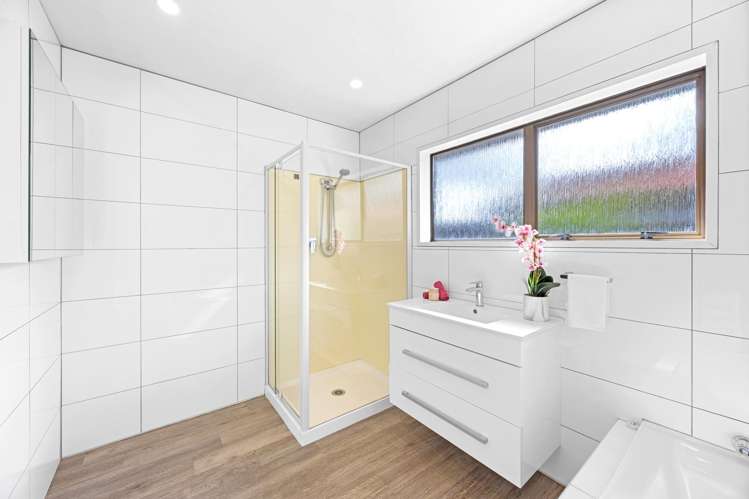 4 Lochmore Street Bishopdale_13