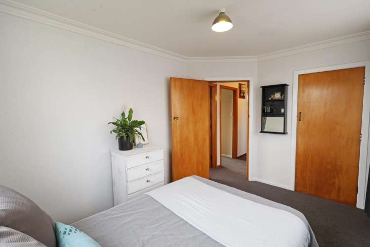 84 Racecourse Road Glengarry_13