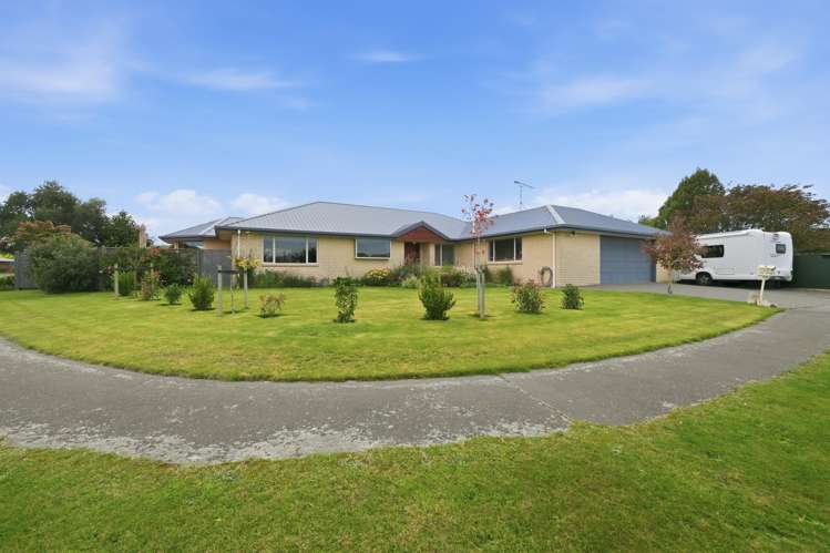 4 Devon Crescent Darfield_23