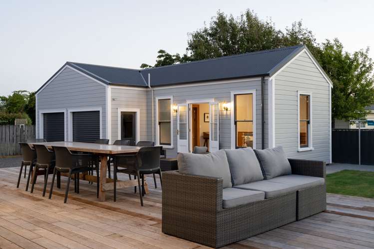 260 High Street North Carterton_15