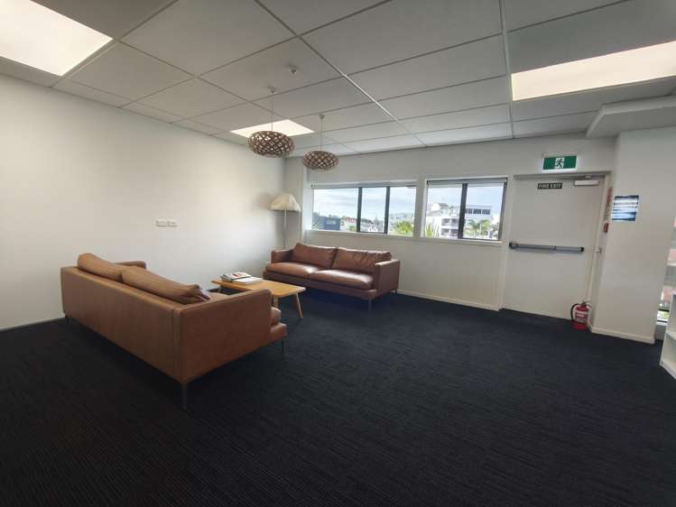 Address withheld Takapuna_4