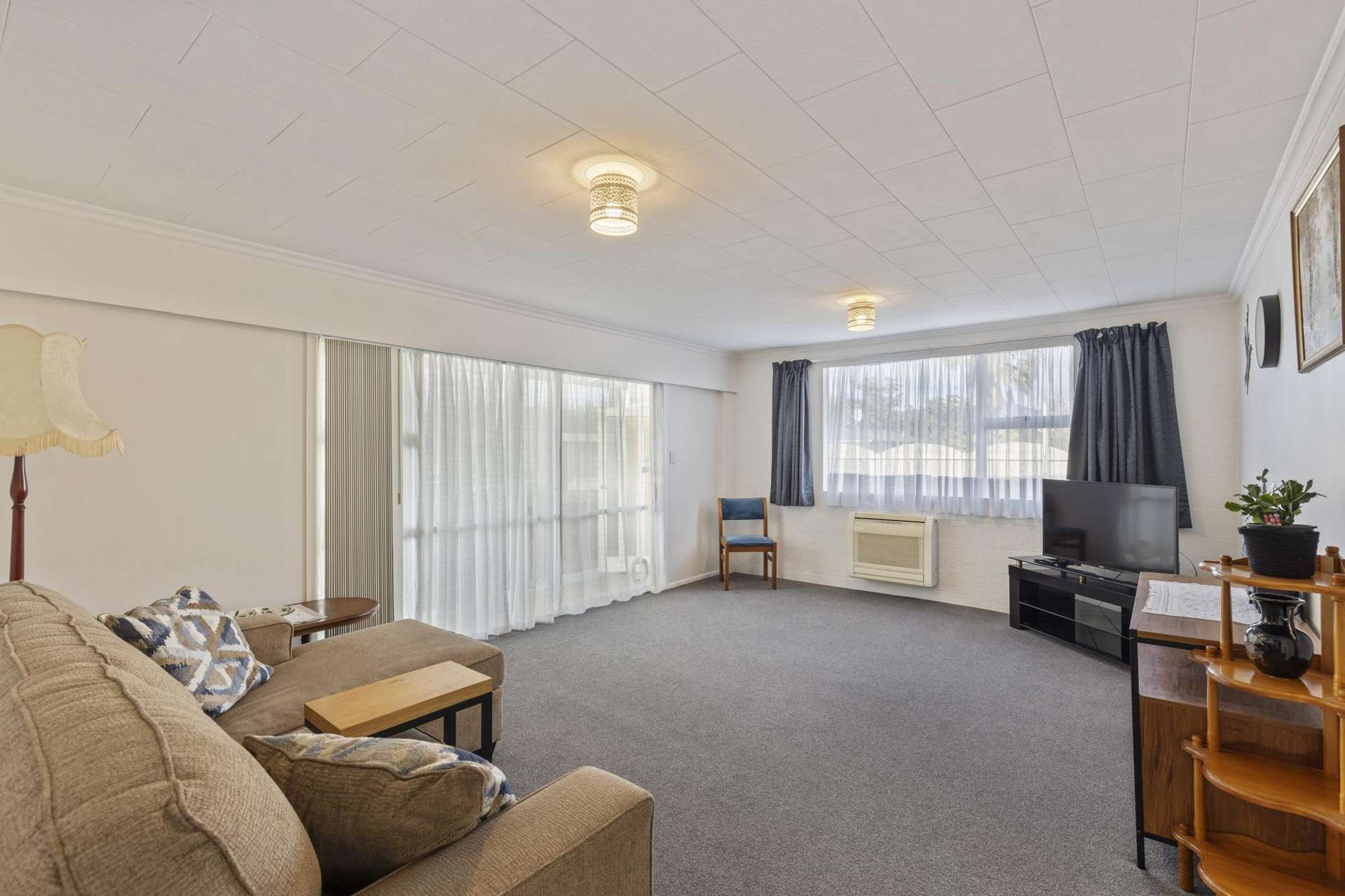 1/6 Fairview Place Westown_0