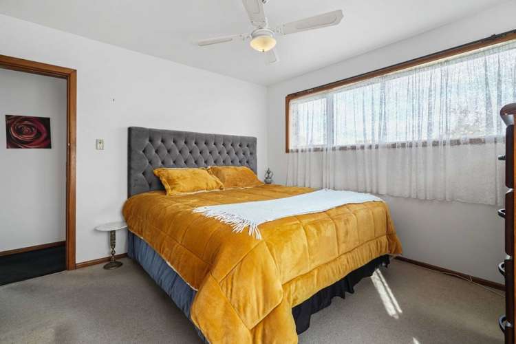 41 Kathleen Crescent Hornby_12