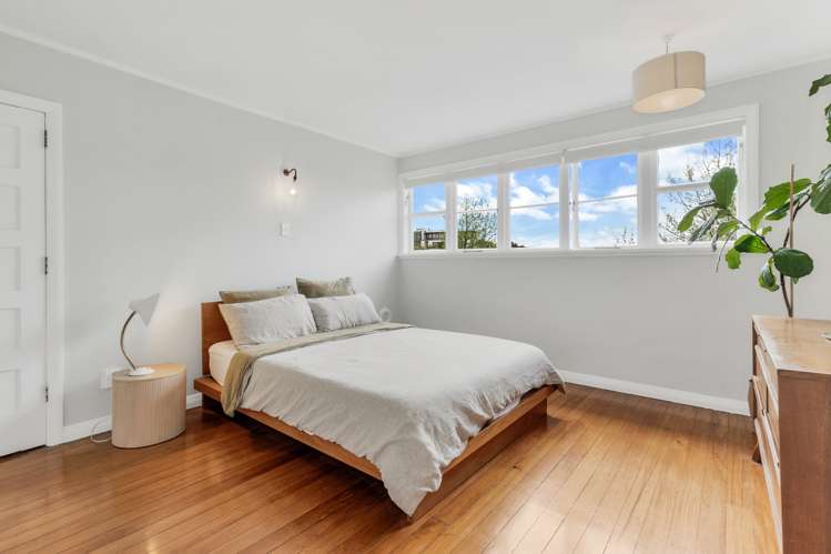 1092 Great North Road Point Chevalier_7