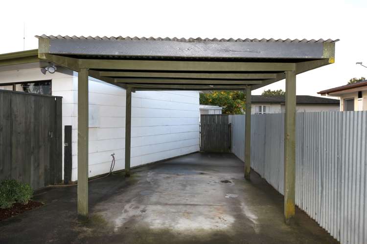 811b Cook Place Raureka_15