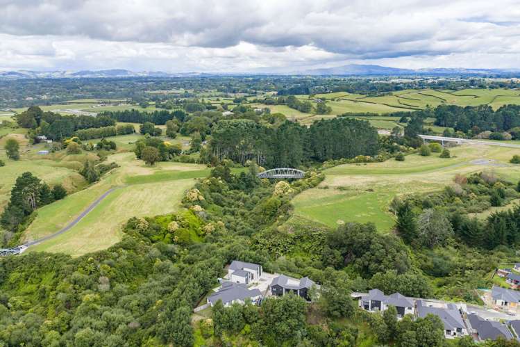 10/23 Marjoriefield Mews Fitzroy_13