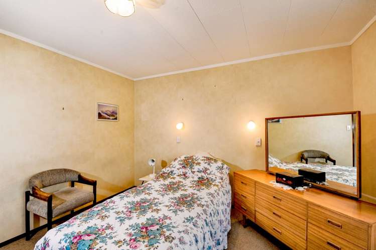 26 David Street Caversham_17