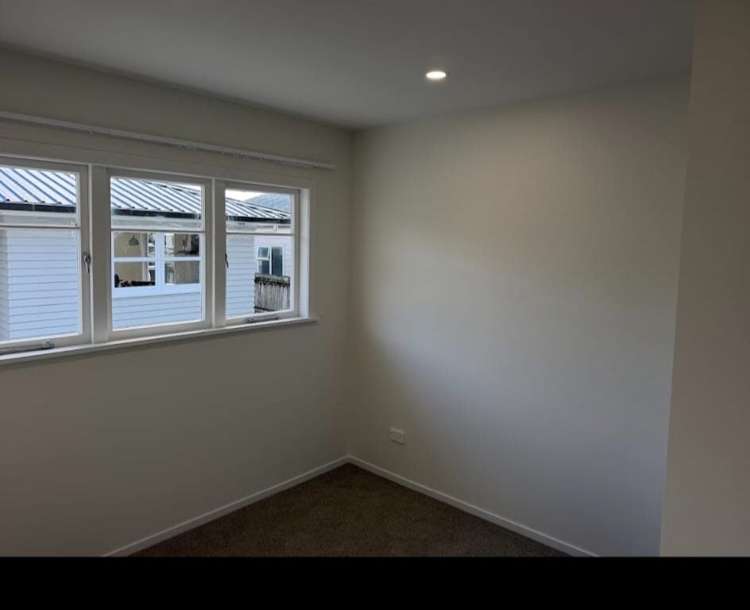 5a Levesque Street Birkdale_18