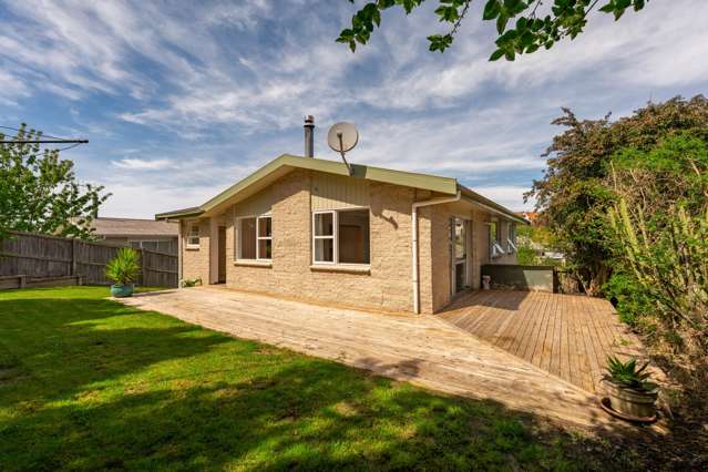 27 Benmore Street Glenwood_1