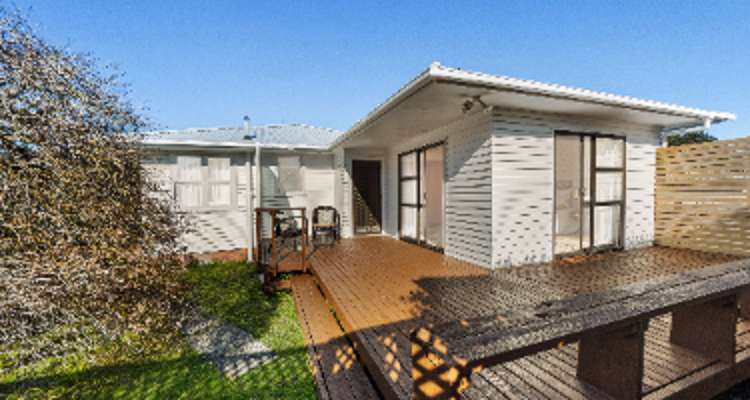11 Chilcott Road_0