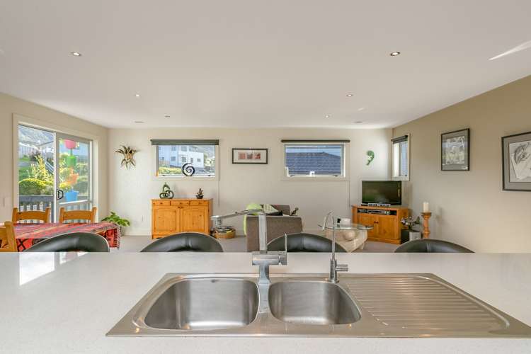 130 Kirton Drive Riverstone Terraces_3