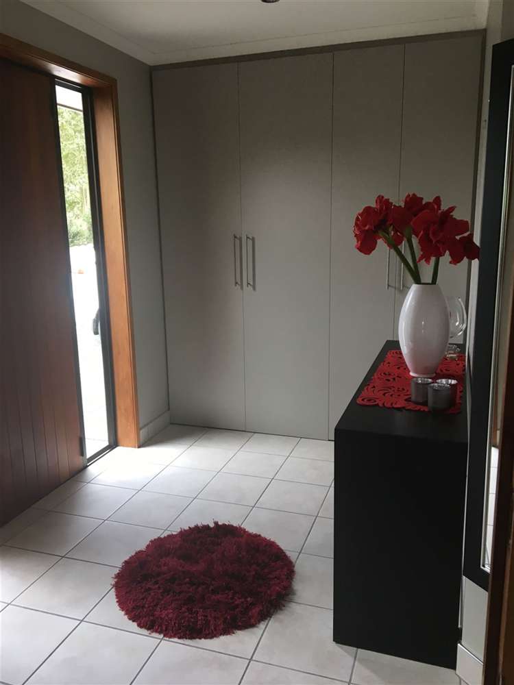 Fairview Road Fairview_1