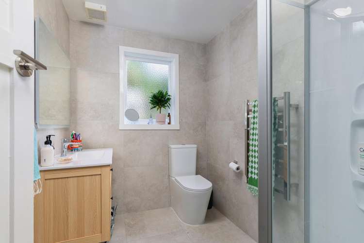 1-7/63E Owairaka Avenue Mount Albert_34