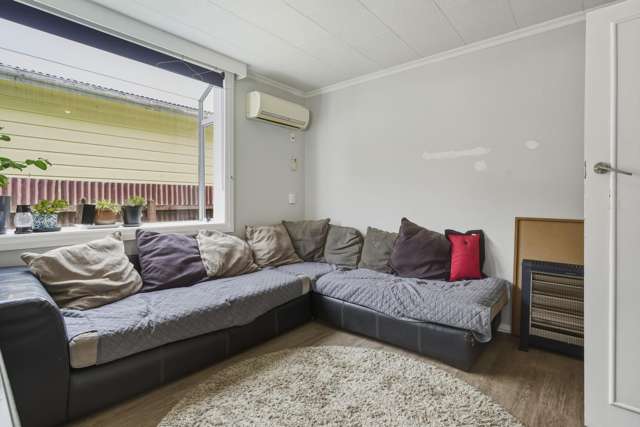 39 Carr Street North East Valley_4