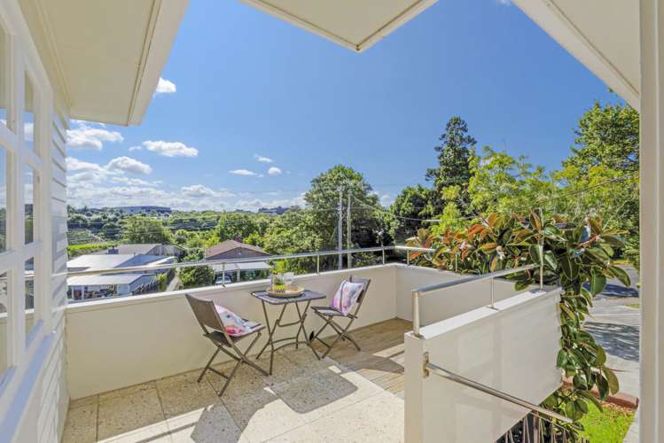 39 Sylvan Crescent Te Atatu South_15