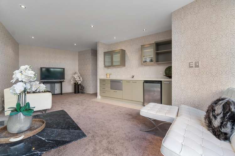 163A Paritai Drive Orakei_36