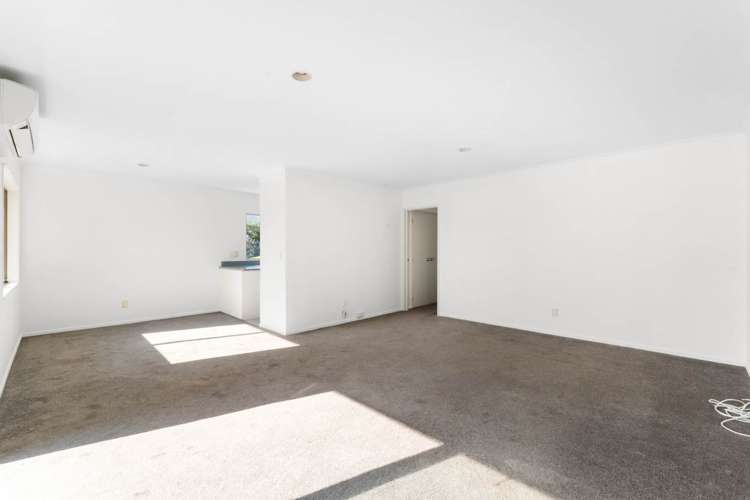 25 Loughanure Place Massey_6