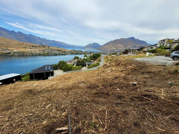 5 Tussock Lane Queenstown Hill_3