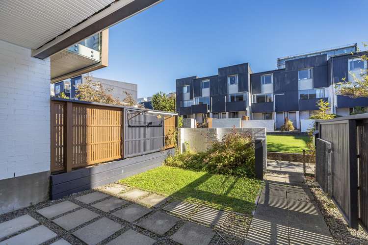 20/120 Rintoul Street Newtown_12