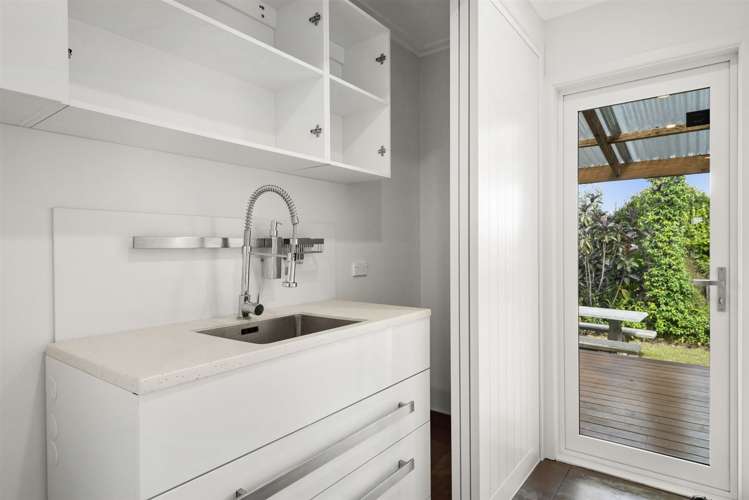 21 Balmain Road Birkenhead_11