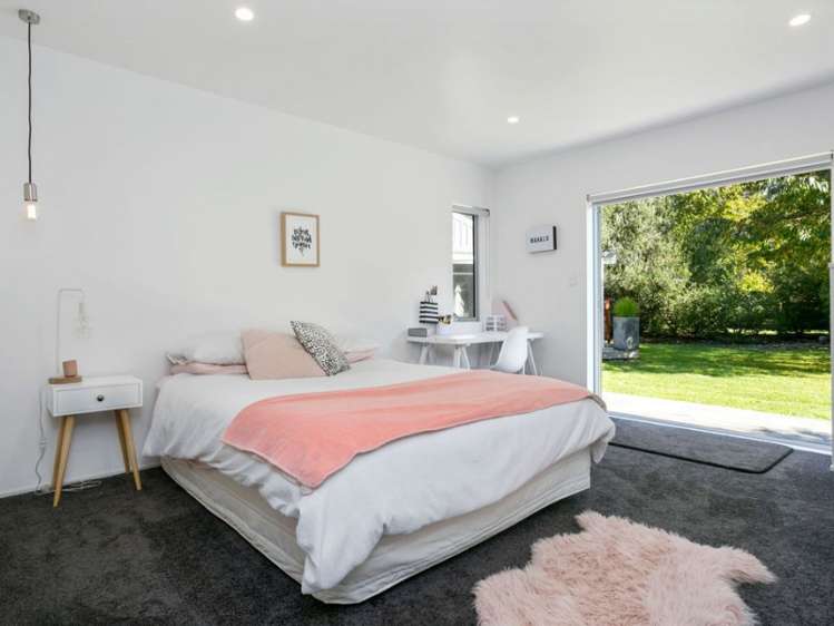 37 Silverwood Lane Leamington_14