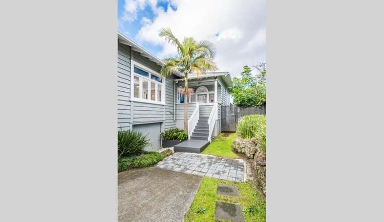 30 Volcanic Street Mount Eden_9