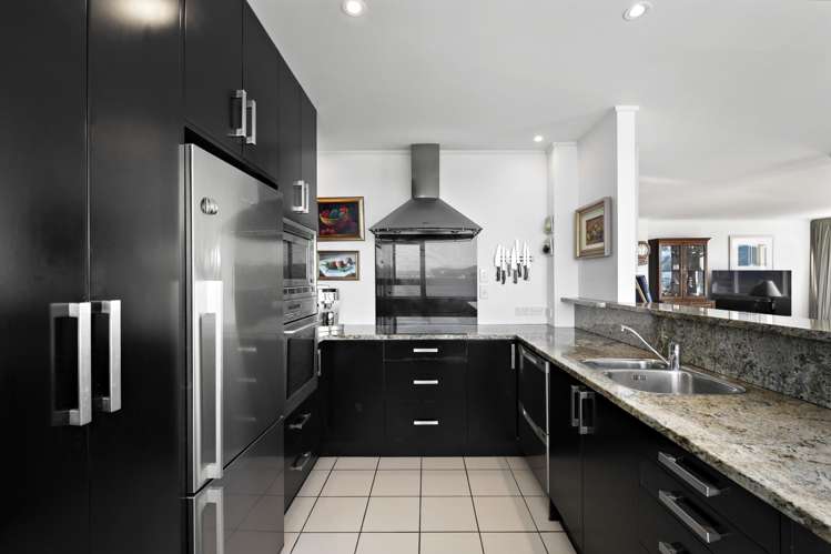 9/202 Oriental Parade Oriental Bay_6