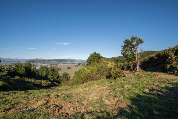 640 Northbank Road Wairau Valley_23