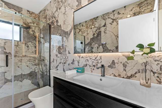 32 Furlough Road Opaheke_1