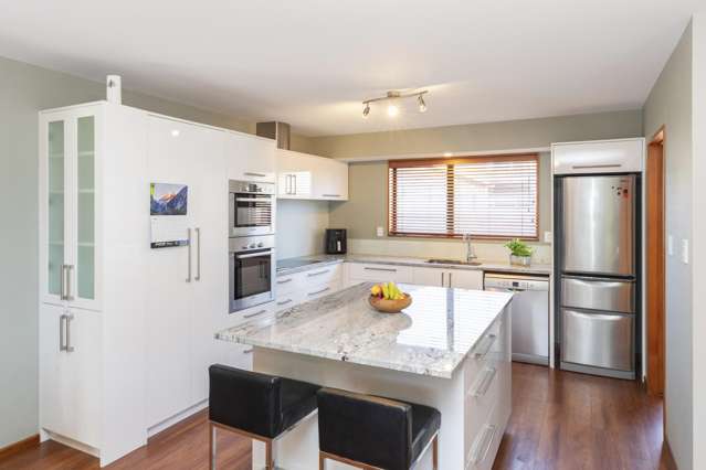 8 Orlando Crescent Waimairi Beach_3