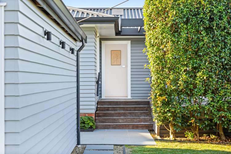 8 Waipani Road Te Atatu Peninsula_17