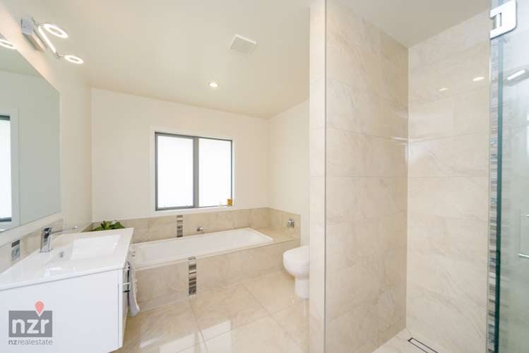 15 Roots Street East Feilding_14