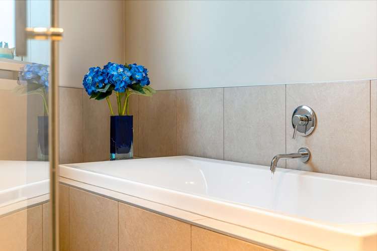 2 Bella Vista Drive Gulf Harbour_26