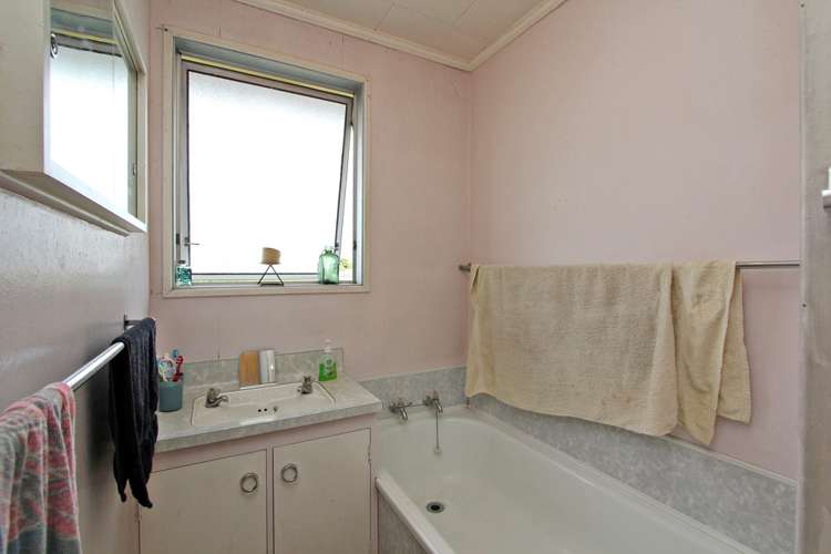 8 Ashcroft Street Pirimai_11